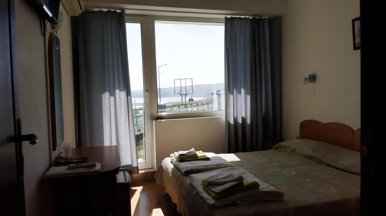 Hotel Lozite Süzebolu Dış mekan fotoğraf
